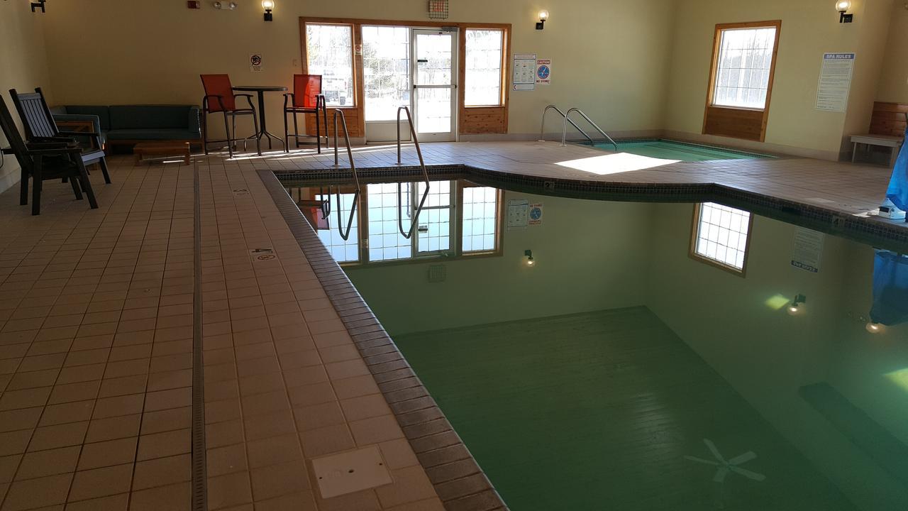 Country Inn Walker المظهر الخارجي الصورة